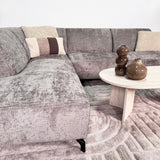 Divano angolare con chaise longue in tessuto ciniglia tortora Manon - sinistra