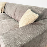 Divano angolare con chaise longue in tessuto ciniglia tortora Manon - sinistra