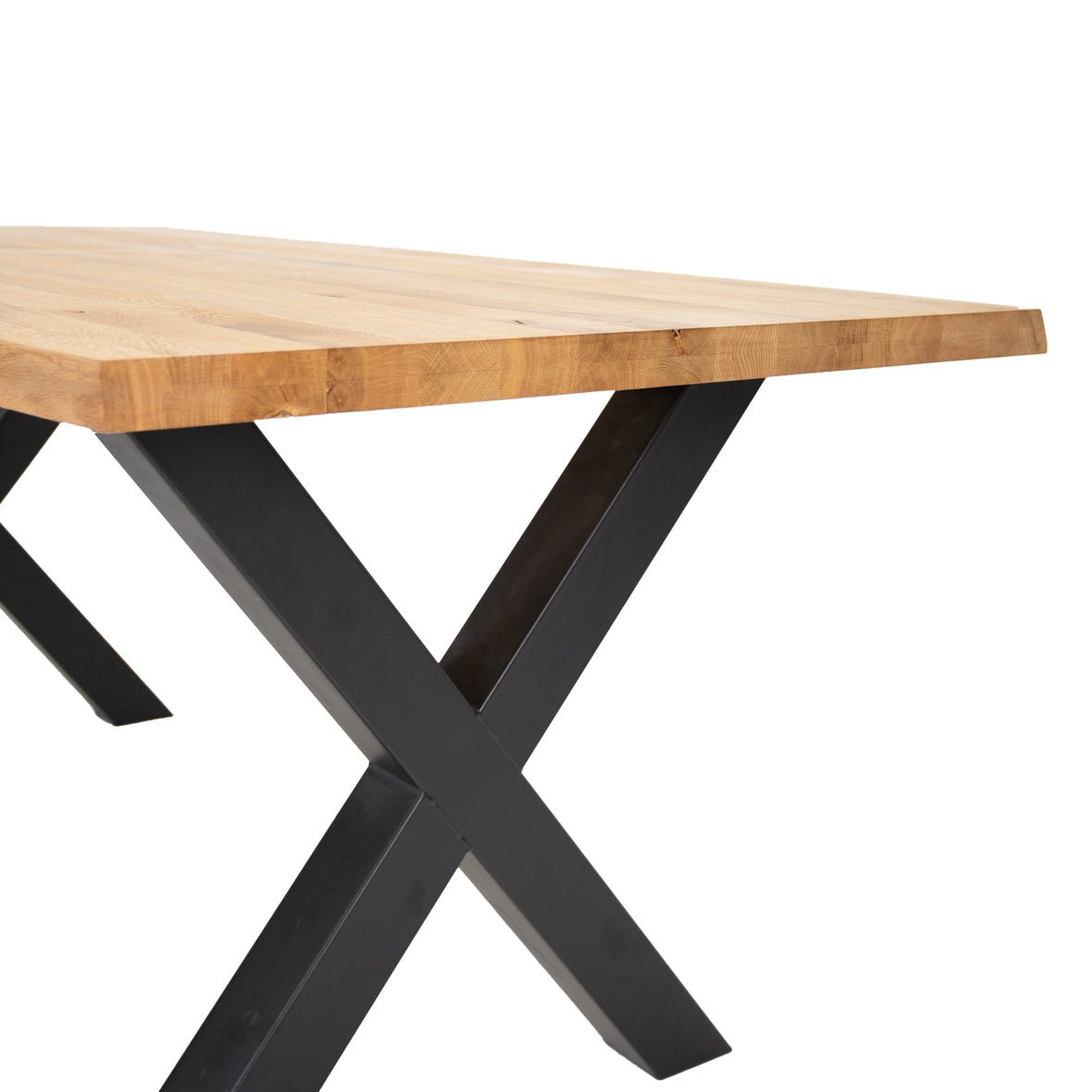 Eettafels - Eettafel Revi Eikenhout - Boomstamvorm - Zwarte X - poot - Dimehouse