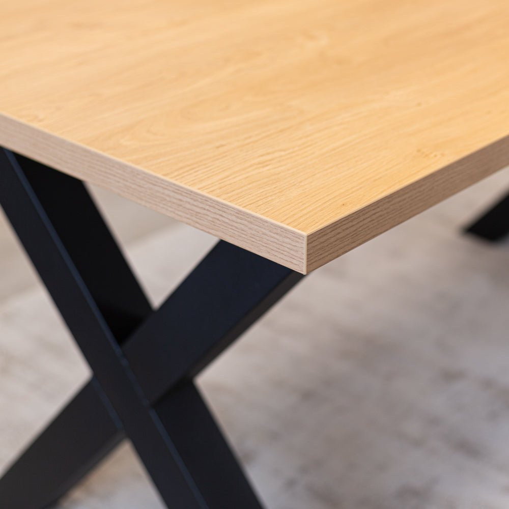 Eettafels - Eettafel Lenzo Rustiek Eiken - Zwarte X - poot - Dimehouse