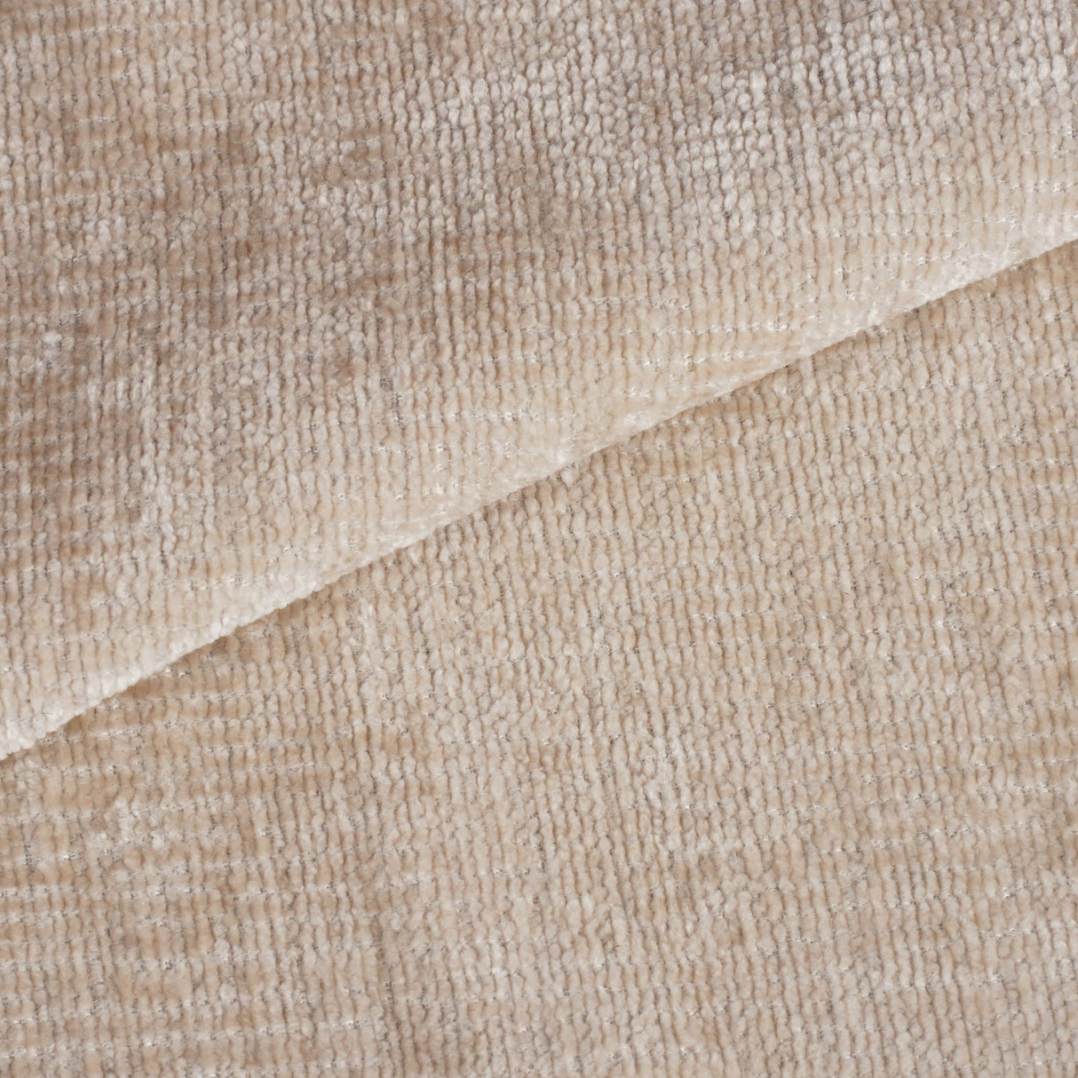 Set di 4 sedie da pranzo scandinave in tessuto ciniglia beige Swift - Senza braccioli