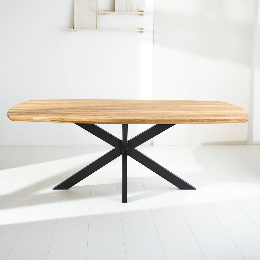Eettafels - Eettafel Mikkel Eikenhout Deens Ovaal Matrix Frame Klein - Dimehouse