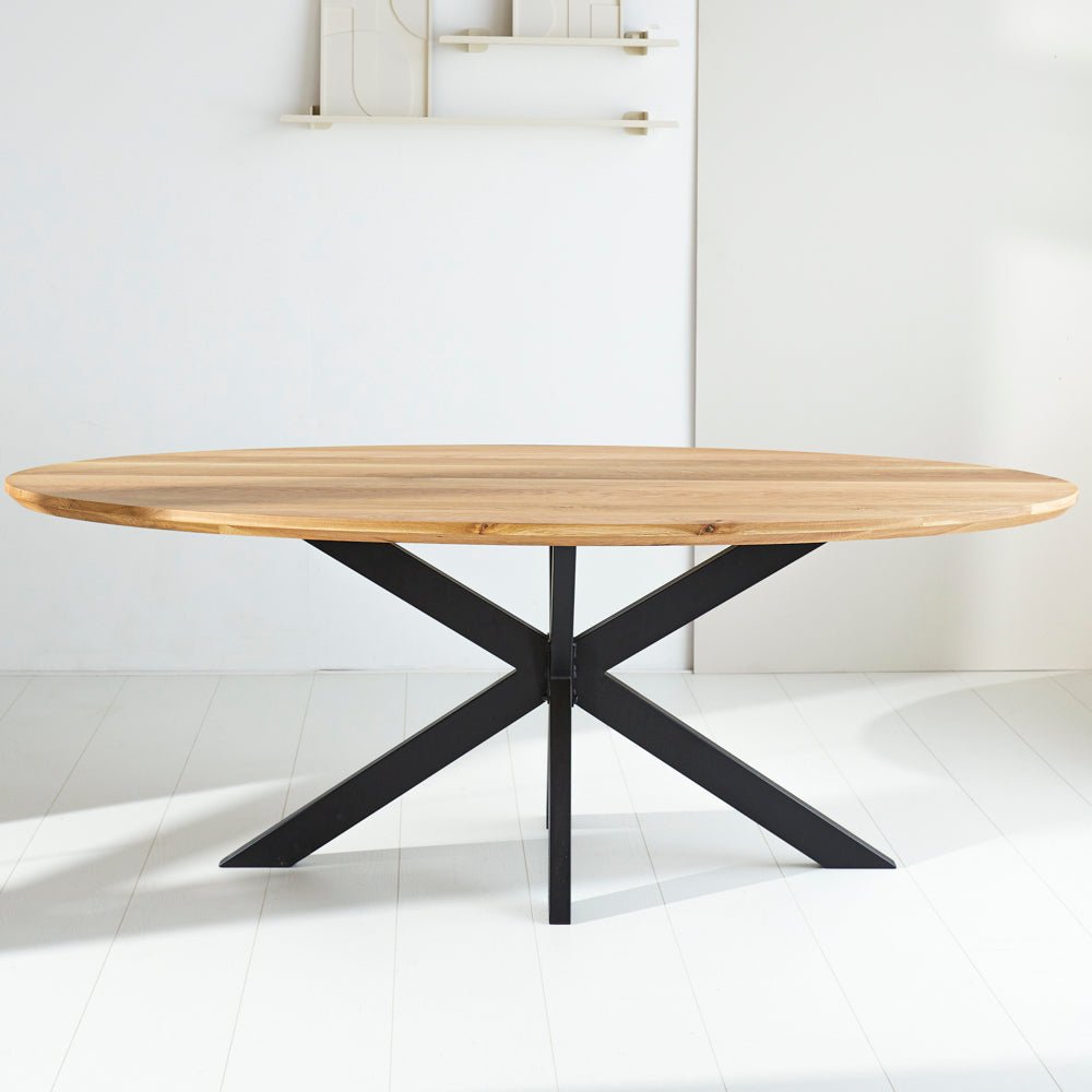 Eettafels - Eettafel Odin eikenhout ovaal matrix frame klein - Dimehouse