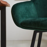 Sgabello da bar Elise Velluto Dimehouse Verde LxPxH 95x59x57 Velluto Dettaglio fotografico atmosferico