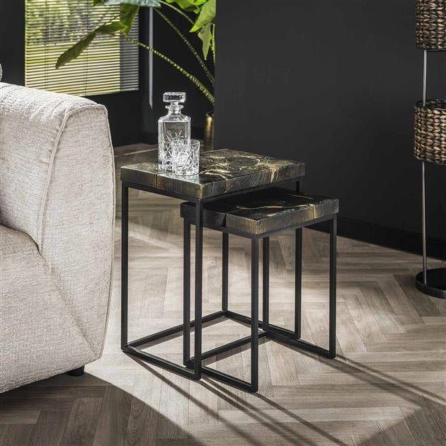Tavolino Minette DH Interior Nero e oro LxPxA 61x51x38 Teak Foto atmosferica vista frontale diagonale