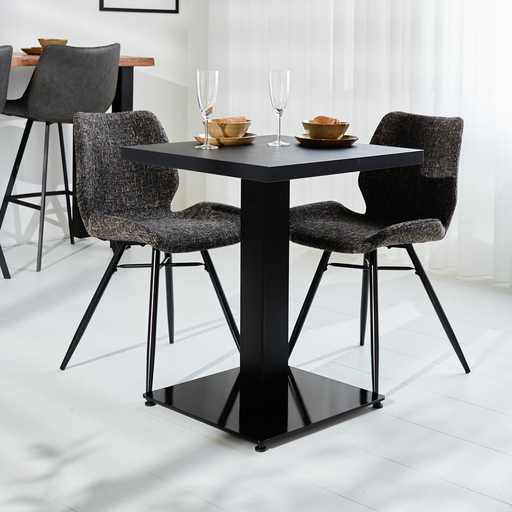 Piano del tavolo Robin nero Dimehouse Nero LxPxH 83x83x8 Melamina Foto suggestiva vista diagonale frontale