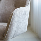 Sedia per sala da pranzo Camiel Dimehouse Grigio LxPxH 62x61x54 Tessuto Dettaglio fotografico atmosferico