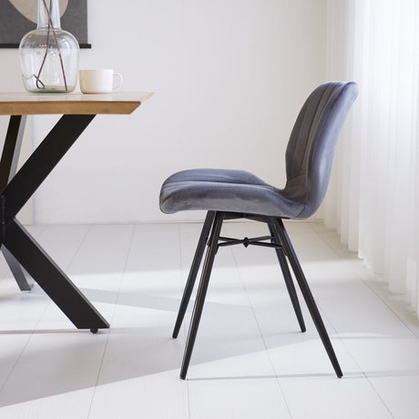 Sedia per sala da pranzo Beau velluto Dimehouse Antracite LxPxH 71x67x49 Tessuto Foto atmosferica vista laterale