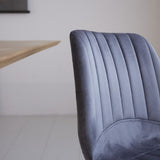 Sedia per sala da pranzo Beau velluto Dimehouse Antracite LxPxH 71x67x49 Tessuto Foto di dettaglio atmosferico