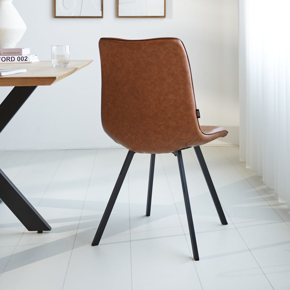 Sedia per sala da pranzo Jimmy Ecopelle Dimehouse Cognac LxPxH 75x57x51 Ecopelle Atmosferica foto diagonale vista posteriore