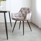 Sedia per sala da pranzo Audrey Dimehouse Grigio LxPxH 71x68x49 Tessuto Foto atmosferica vista diagonale frontale