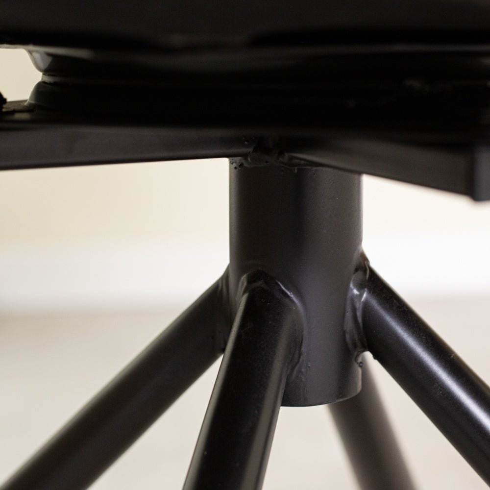 Sedia per sala da pranzo Novan in ciniglia Dimehouse Nero LxPxH 71x64x56 Tessuto Dettaglio fotografico atmosferico