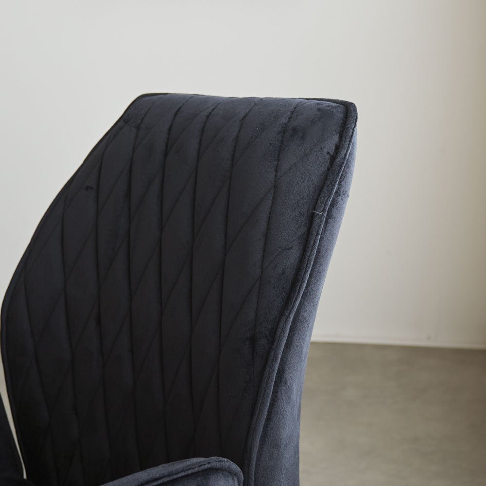 Sedia per sala da pranzo Novan velluto Dimehouse Nero LxPxH 71x64x56 Tessuto Dettaglio fotografico atmosferico