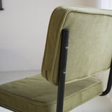 Sedia per sala da pranzo Remo in tessuto cannettato Dimehouse Verde LxPxH 56x55x52 Tessuto a coste Dettaglio fotografico atmosferico
