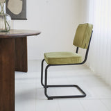 Sedia per sala da pranzo Remo in tessuto cannettato Dimehouse Verde LxPxH 56x55x52 Tessuto a coste Foto atmosferica vista laterale