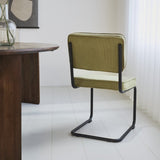 Sedia per sala da pranzo Remo in tessuto cannettato Dimehouse Verde LxWxH 56x55x52 Tessuto a coste Foto atmosferica vista diagonale dal retro