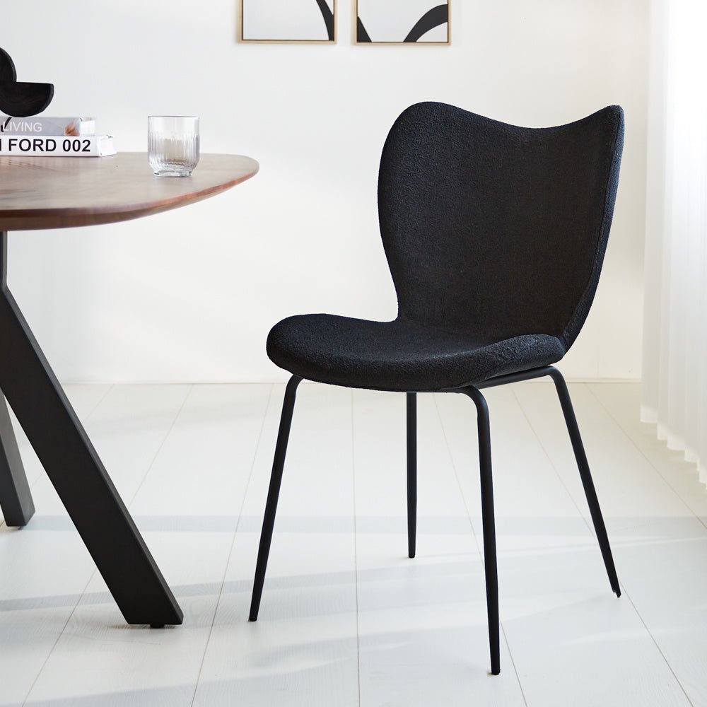 Sedia per sala da pranzo Sia Dimehouse Nero LxPxH 72x55x51 Tessuto Foto atmosferica vista frontale diagonale