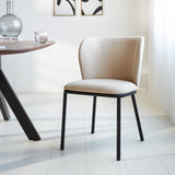 Sedia per sala da pranzo Tess Dimehouse Beige LxWxH 65x62x56 Tessuto Foto atmosferica vista frontale diagonale