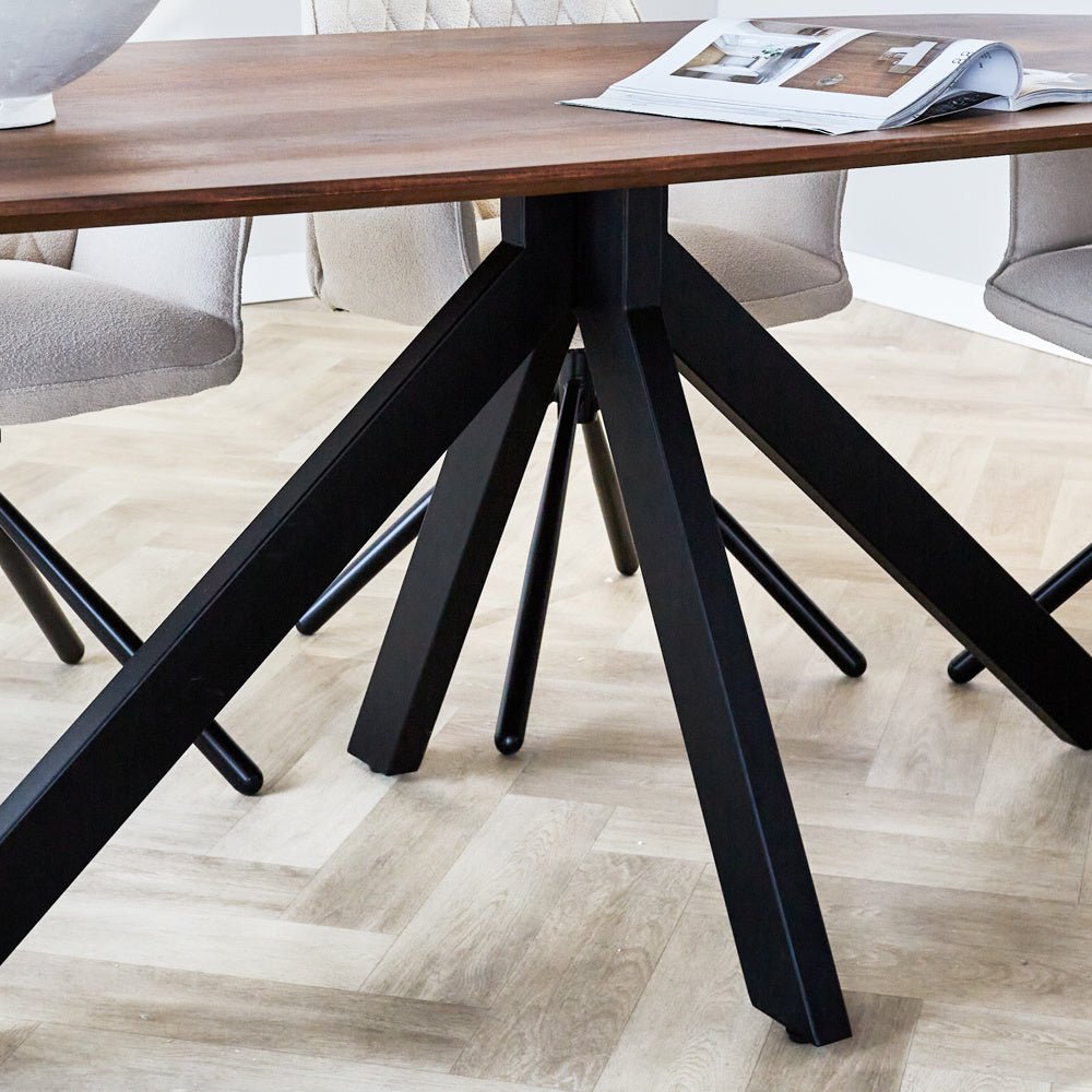 Tavolo da pranzo Parigi Dimehouse Marrone LxPxH 205x105x8 Legno di acacia Dettaglio fotografico atmosferico