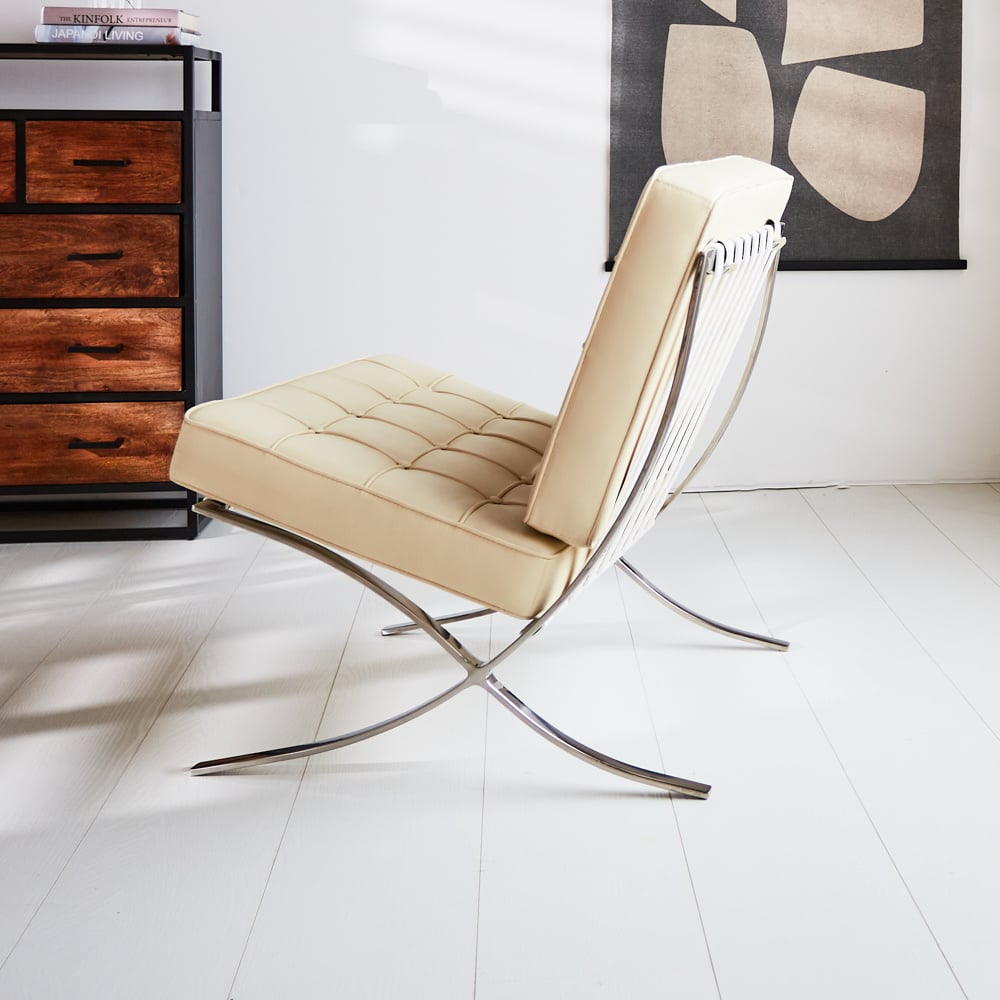 Esposizione di poltrone Dimehouse Crema LxPxH 80x78x78 Pelle di vacchetta Foto atmosfera vista laterale