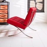 Esposizione di poltrone Dimehouse Rosso LxLxH 80x78x78 Pelle di vacchetta Foto atmosferica vista laterale