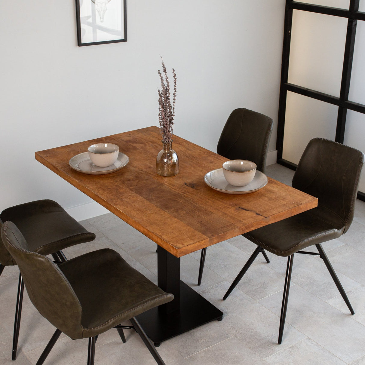 Tavolo da pranzo Tavolo da bistrot Rettangolare Dimehouse Marrone LxPxH 126x76x7 Legno di mango Foto atmosferica in situazione