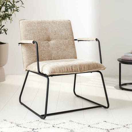Poltroncina Hailey in ciniglia Dimehouse Beige LxWxH 66x64x37 Tessuto Foto atmosferica vista frontale diagonale