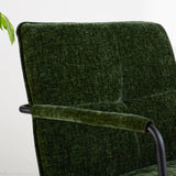 Poltroncina Hailey in ciniglia Dimehouse Tessuto verde scuro LxLxH 66x64x37 Dettaglio fotografico atmosferico