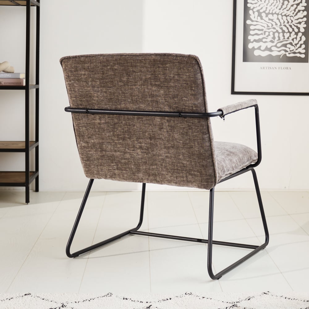 Poltroncina Hailey in ciniglia Dimehouse Grigio LxPxH 66x64x37 Tessuto Foto atmosferica diagonale vista posteriore