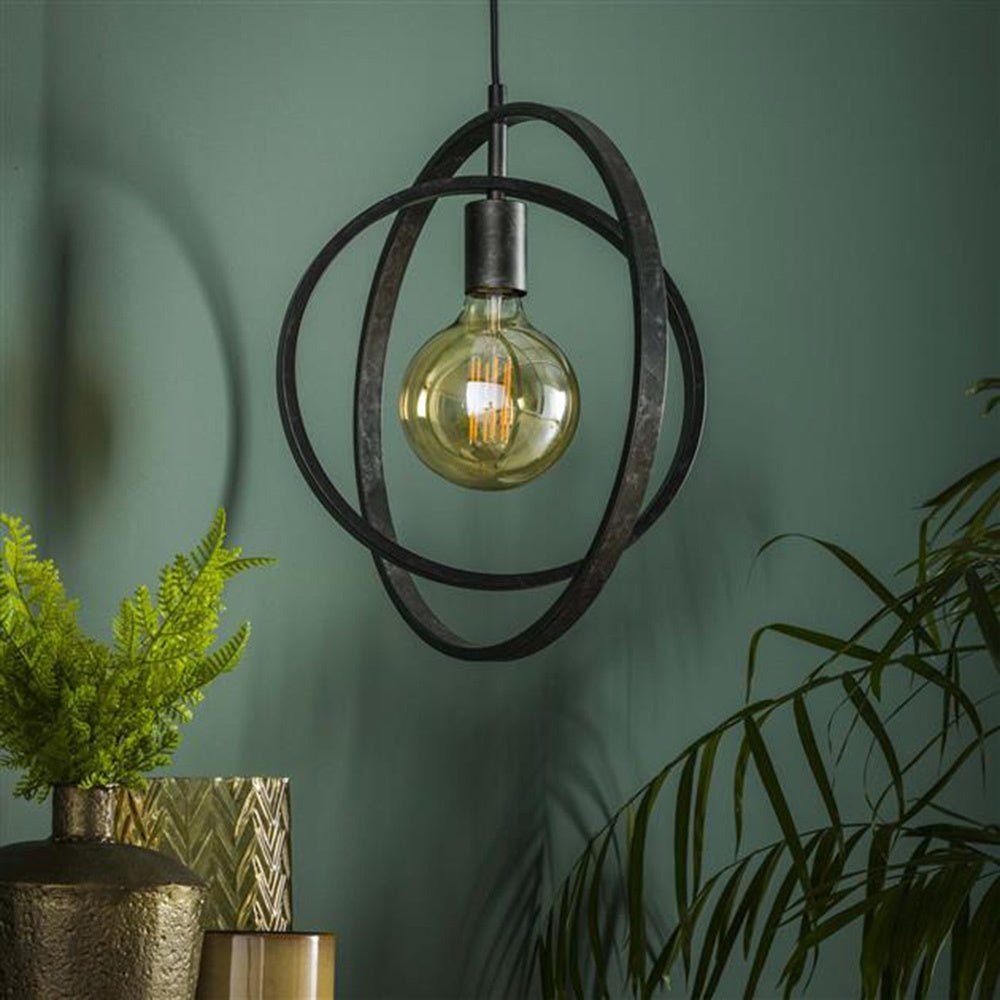 Lampada a sospensione Otan DH Interior Carbone LxPxA 46x46x10 Metallo Foto atmosferica vista frontale diagonale