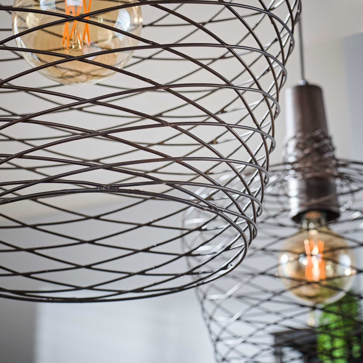 Lampada a sospensione Luki DH Interior Rame LxLxH 95x49x45 Metallo Atmosferica foto dettaglio