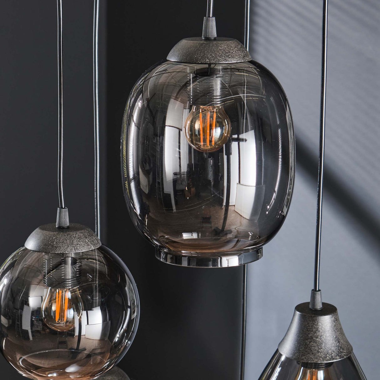 Lampada a sospensione Felien Cromo DH Interno Cromato LxLxH 150x43x43 Vetro Atmosferica foto dettaglio