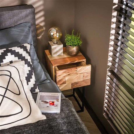 Comodino Anna-Sophie DH Interno Acacia LxLxH 44x35x28 Legno di acacia Foto ambientale vista frontale