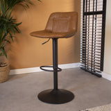 Sgabello da bar Jason Dimehouse Cognac LxPxH 82x52x39 Ecopelle Foto atmosferica vista frontale diagonale