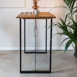 Tavolo da bar Las Vegas Dimehouse Marrone LxPxA 135x75x7 Legno di mango Vista laterale della foto suggestiva