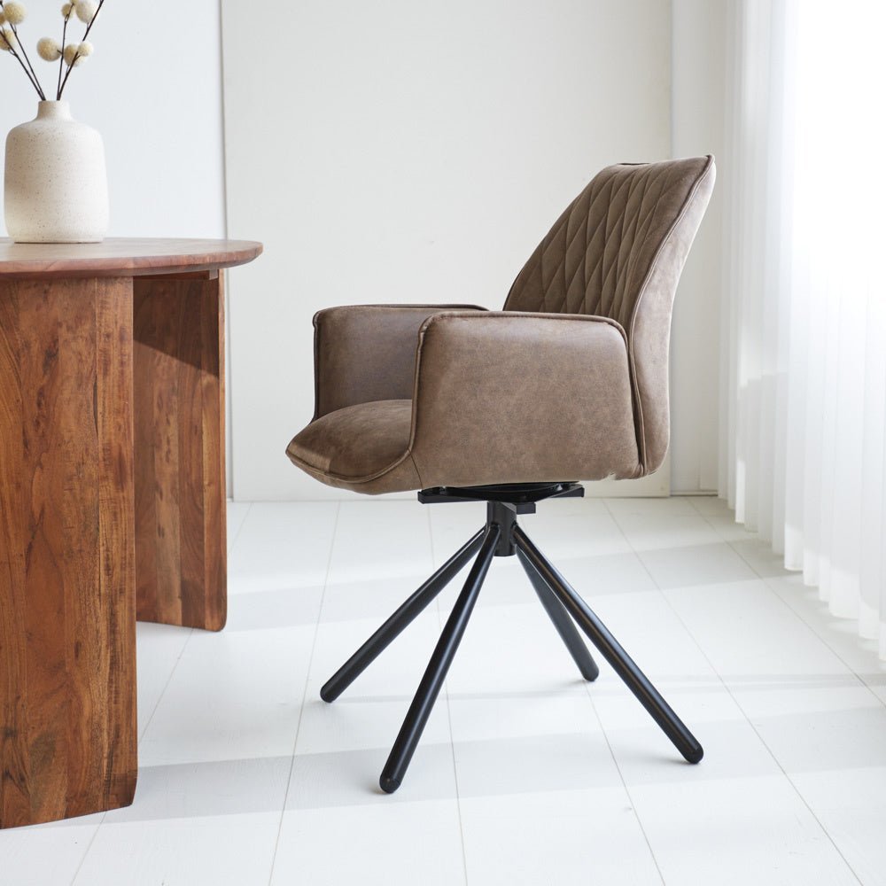 Sedia per sala da pranzo Novan Microfibra Dimehouse Taupe LxWxH 71x64x56 Tessuto Foto atmosferica vista laterale