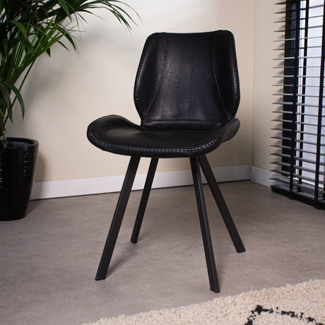 Sedia per sala da pranzo Barry Dimehouse Nero LxPxH 69x66x48 Ecopelle Foto atmosferica vista frontale diagonale