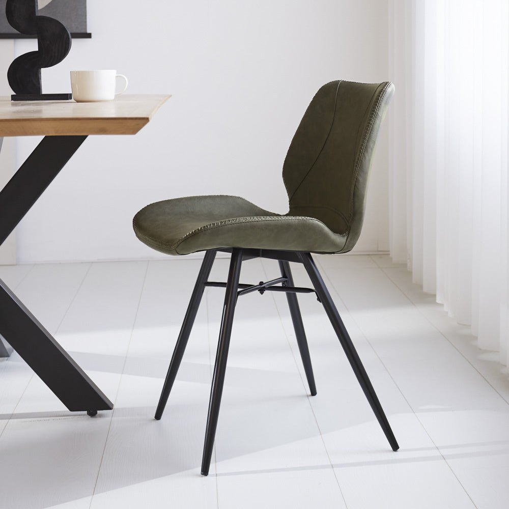 Sedia per sala da pranzo in pelle artificiale Beau Dimehouse Verde LxPxH 72x68x50 Ecopelle Foto atmosferica vista laterale