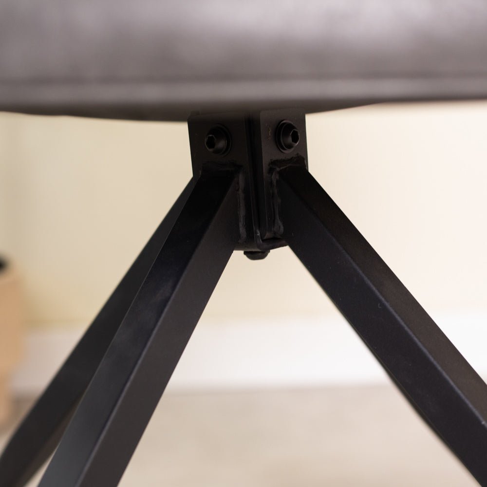 Sedia per sala da pranzo Gian Dimehouse Antracite LxPxH 73x65x50 Ecopelle Atmosferica dettaglio fotografico