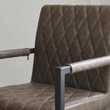 Sedia per sala da pranzo Ruben Dimehouse Taupe LxWxH 71x59x58 Ecopelle Dettaglio fotografico atmosferico