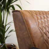 Poltrona Pietro Dimehouse Cognac LxPxH 68x62x45 Ecopelle Dettaglio fotografico atmosferico