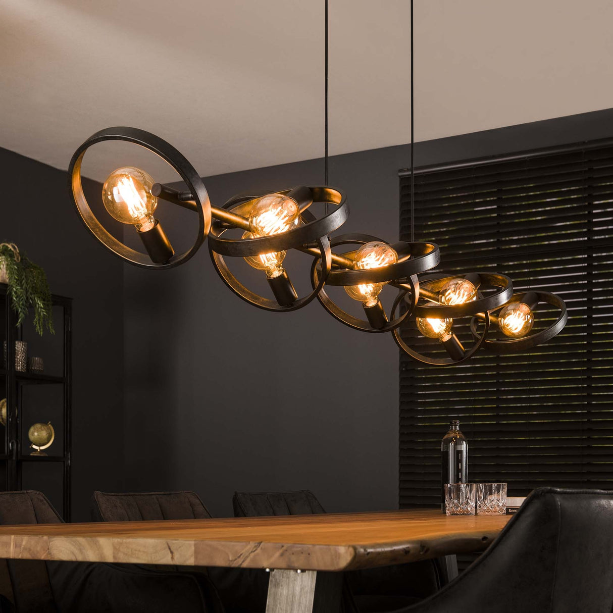 Lampada a sospensione Otan DH Interior Carbone LxPxH 168x44x19 Metallo Atmosferica foto dettaglio