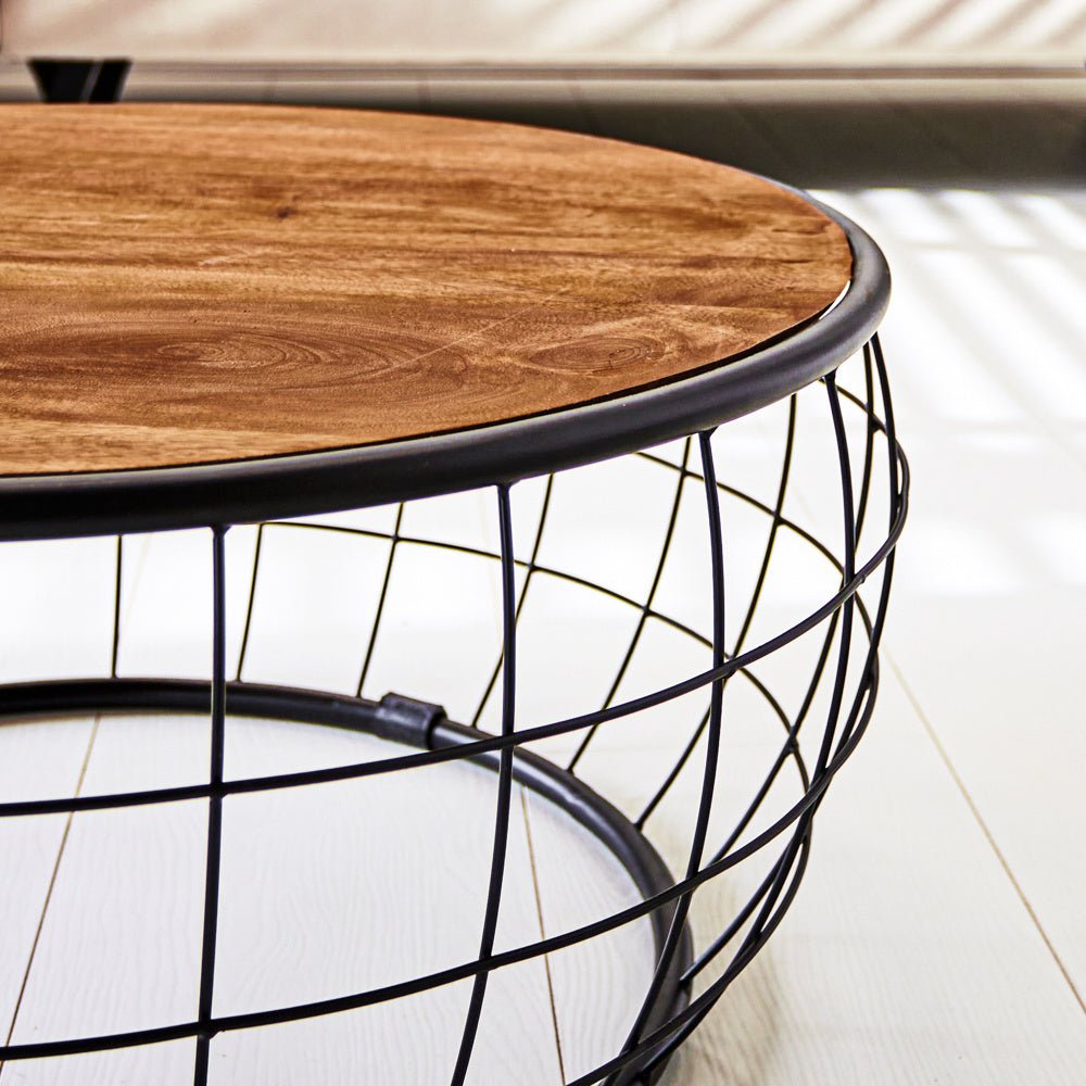 Tavolino Macè Dimehouse Marrone LxPxH 80x80x42 Legno di mango Dettaglio fotografico atmosferico
