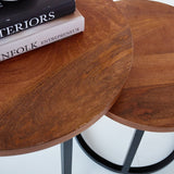 Tavolino Rosa Dimehouse Marrone LxPxH 56x55x47 Legno di mango Dettaglio fotografico atmosferico