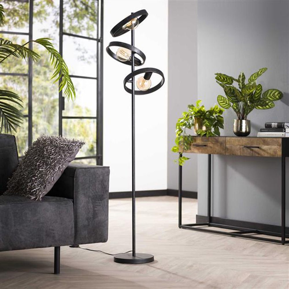 Lampada da terra Otan DH Interior Carbone LxPxH 57x38x26 Metallo Foto atmosferica vista frontale diagonale