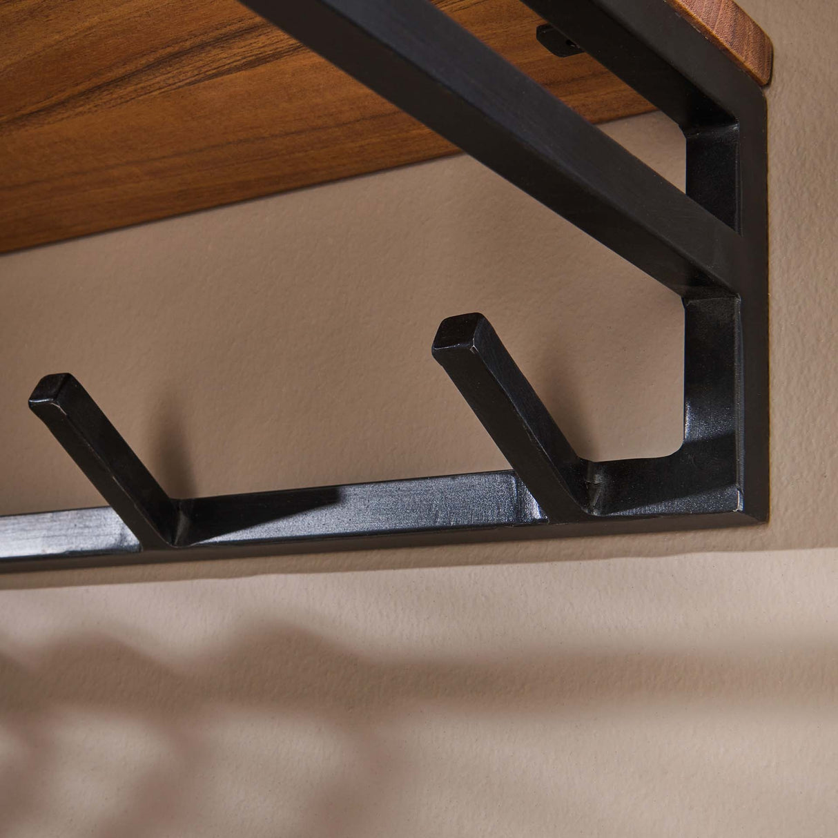 Appendiabiti Henry DH Interior Acacia LxLxH 106x42x22 Legno di acacia Atmosferica foto dettaglio
