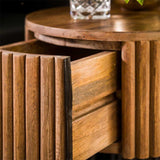 Comodino Hans DH Interior Mango LxLxH 45x45x30 Legno di mango Dettaglio fotografico atmosferico