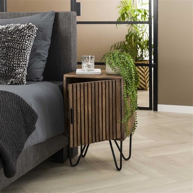 Comodino Tory DH Interior Mango LxLxH 65x45x35 Legno di mango Foto atmosferica vista frontale diagonale