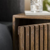 Comodino Tory DH Interior Mango LxLxH 65x45x35 Legno di mango Dettaglio fotografico atmosferico