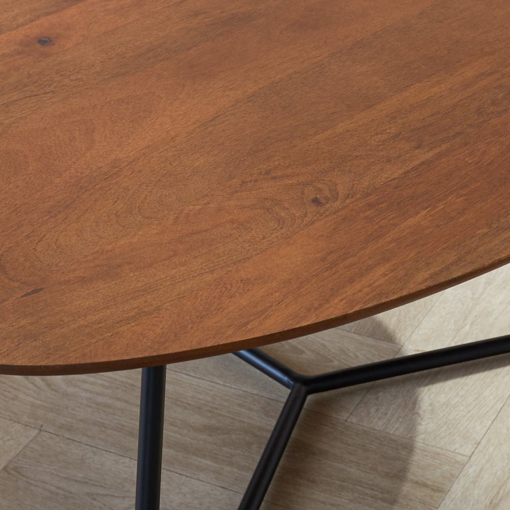 Tavolino Zoë Noce Dimehouse Marrone LxPxH 91x82x23 Legno di mango Dettaglio fotografico atmosferico